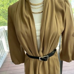 H&M tan Size M blazer. Can be worn with or without a belt.